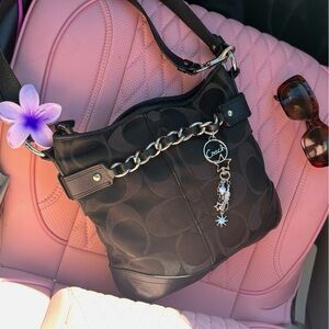 Coach Black Shoulder Bag chained